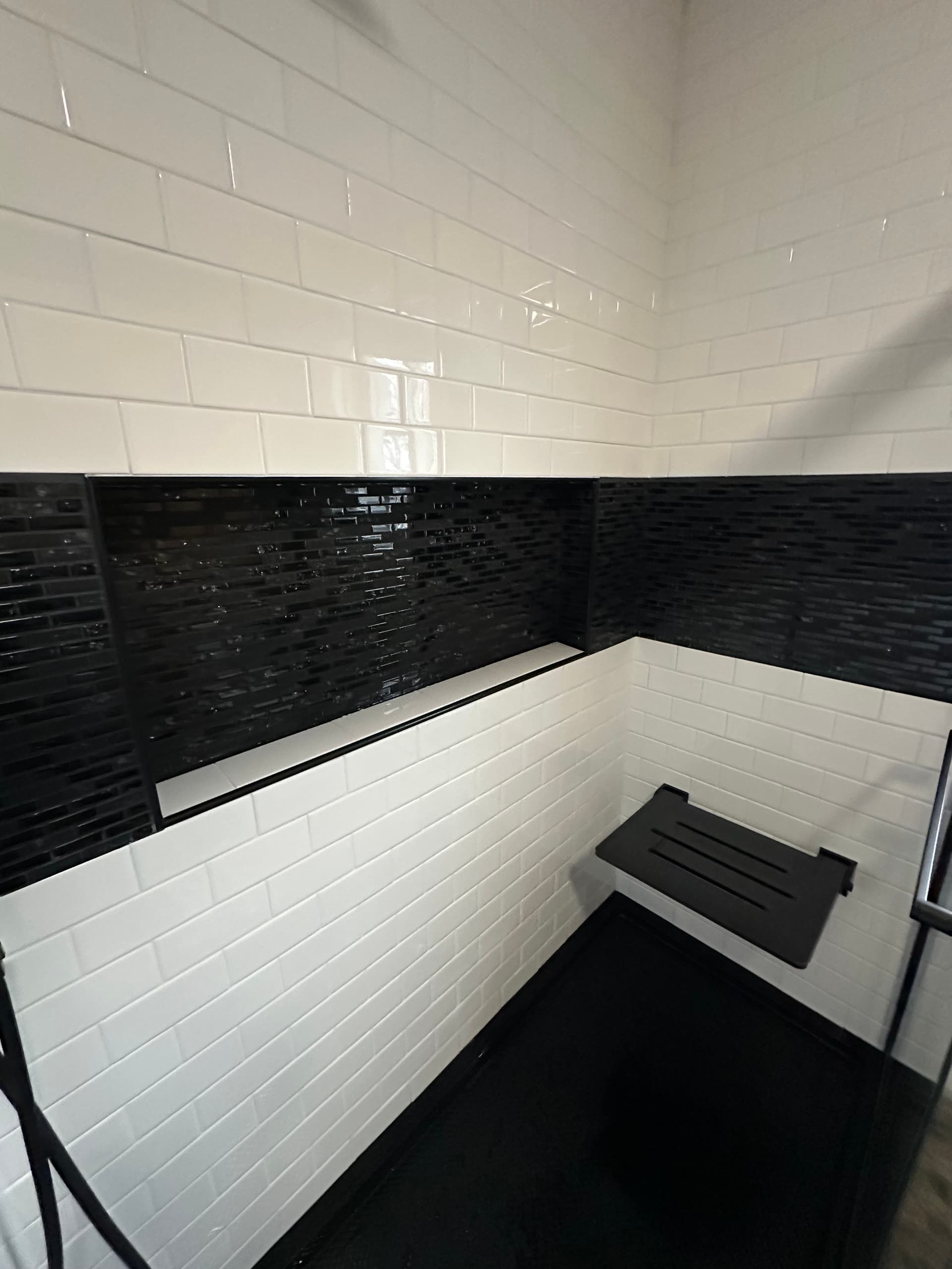 Gallery photos for Basic Shower Unit Gets a Full Custom Walk-In Upgrade: Image #3