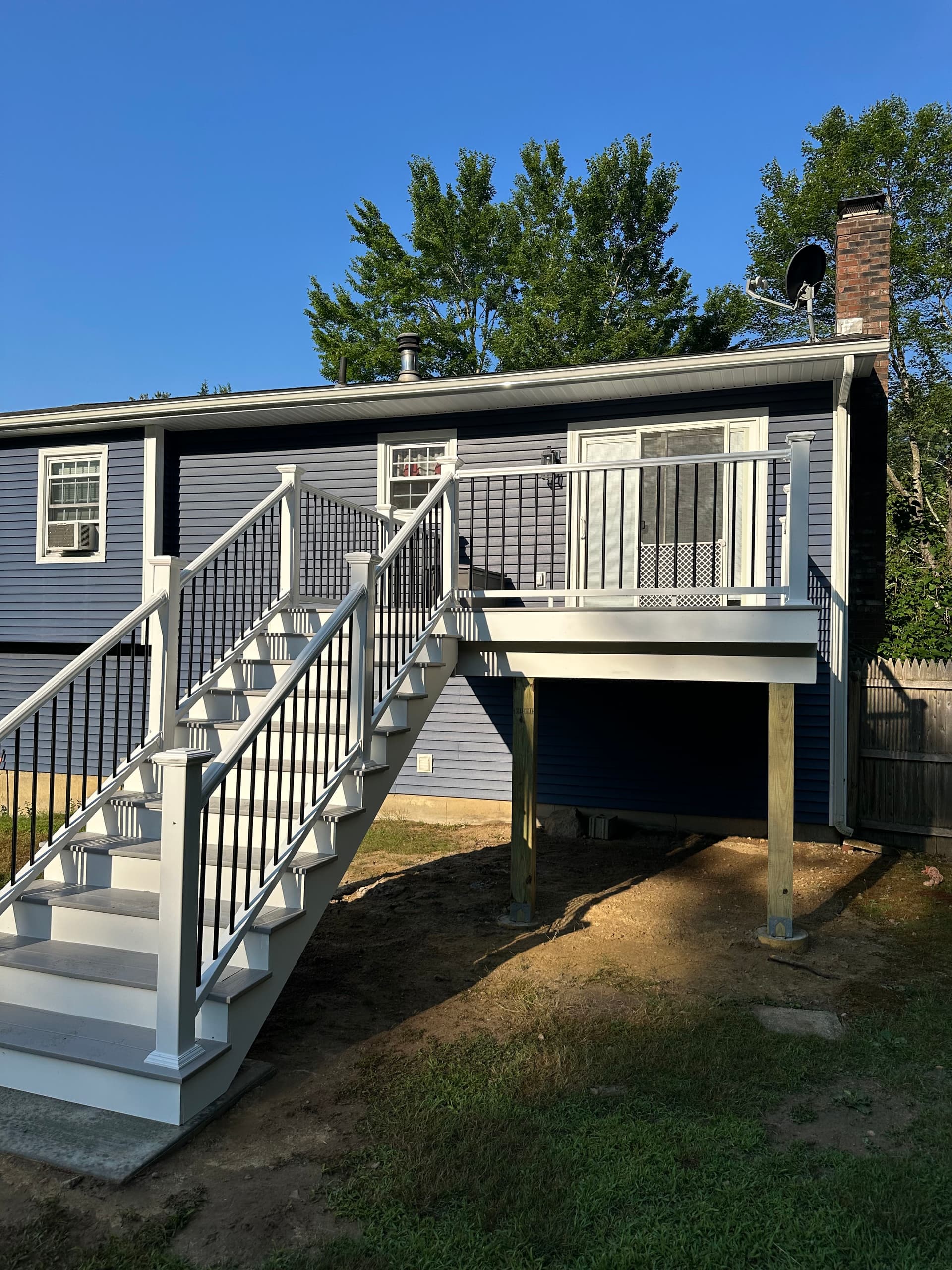 Gallery photos for Worn Wood to Clean Composite Deck Build in Waterford CT: Image #5