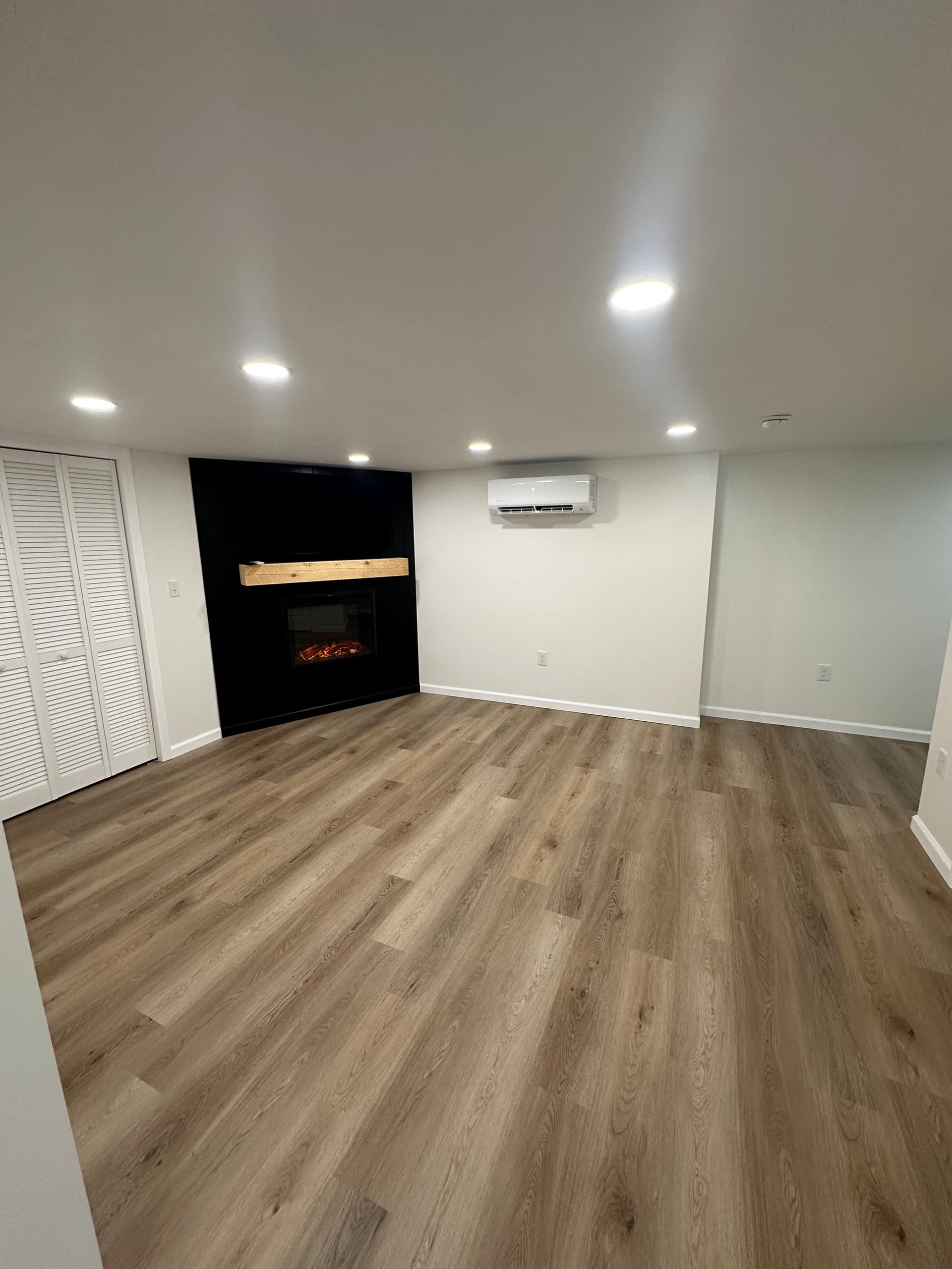 Gallery photos for Plainfield CT Basement Goes From Raw to Ready: Image #2