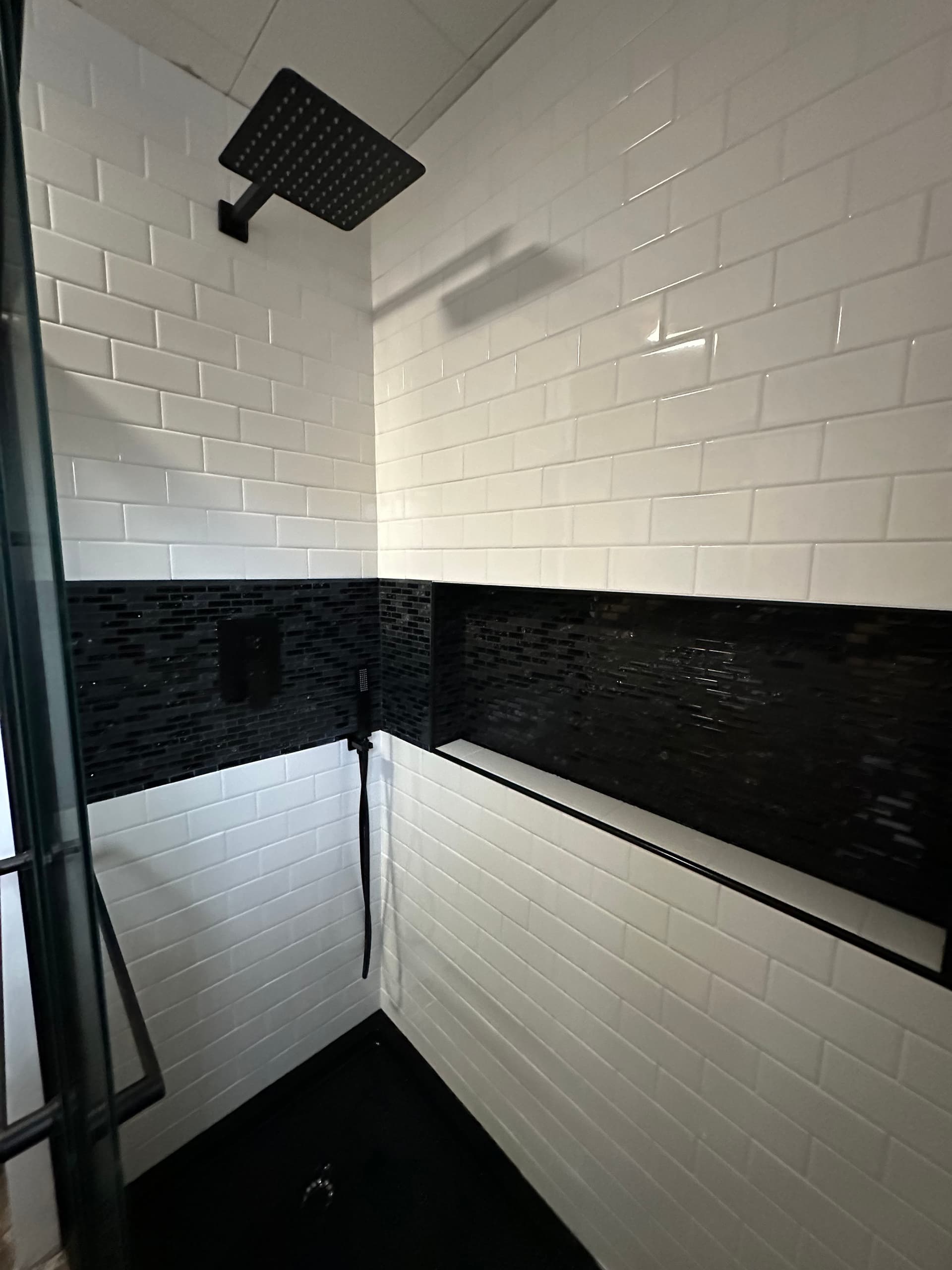 Gallery photos for Basic Shower Unit Gets a Full Custom Walk-In Upgrade: Image #4