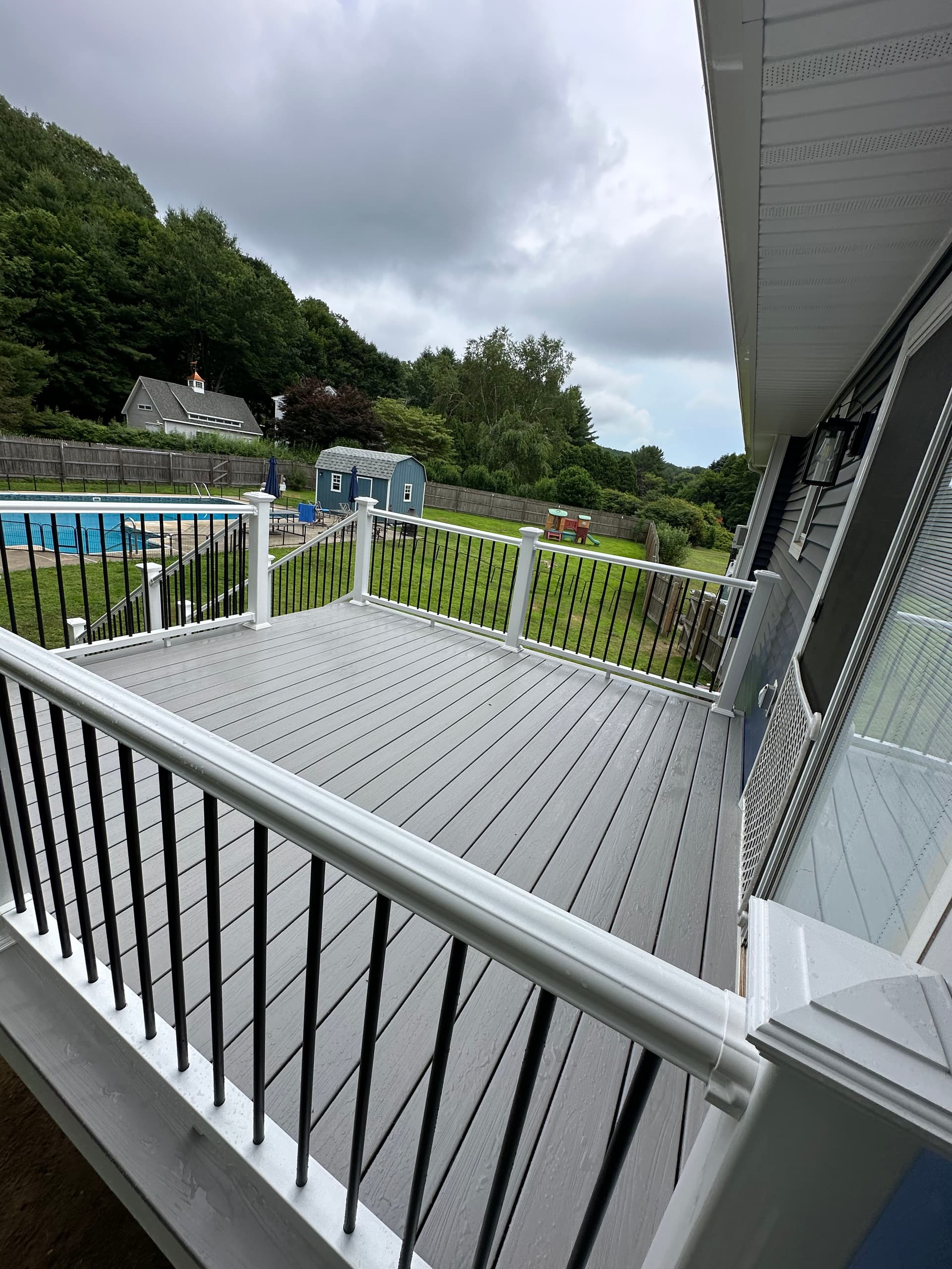 Gallery photos for Worn Wood to Clean Composite Deck Build in Waterford CT: Image #4