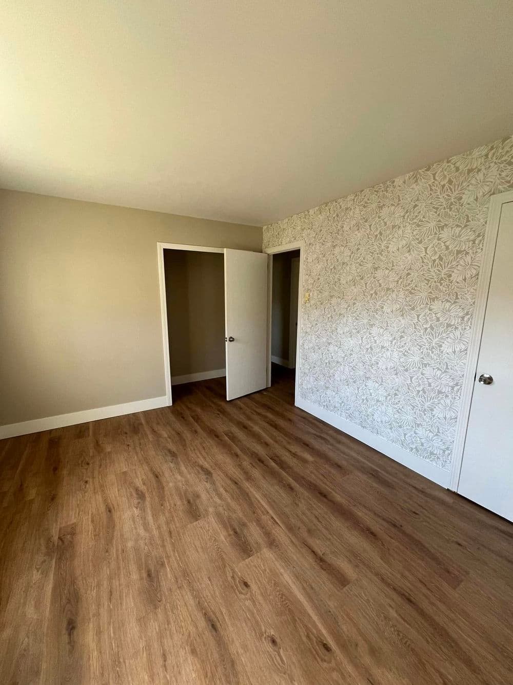 Gallery photos for Whole House Remodel in Dayville CT: Image #5