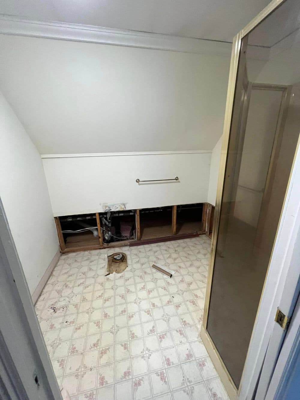 Gallery photos for Brooklyn CT Home Restoration - Transformative Flood Damage Repair: Image #13