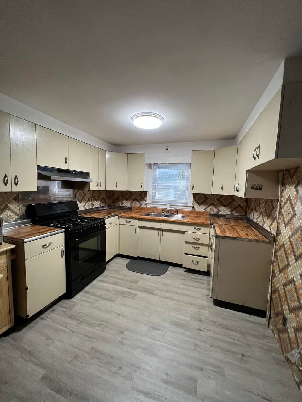 Gallery photos for Stunning Kitchen Remodel in Norwich: Image #5